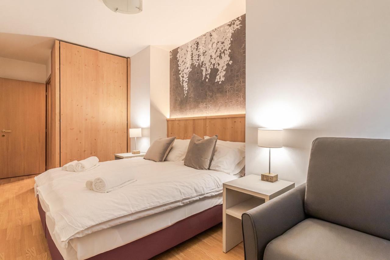 Suite Italy Pinzolo Due Giustino Exterior photo
